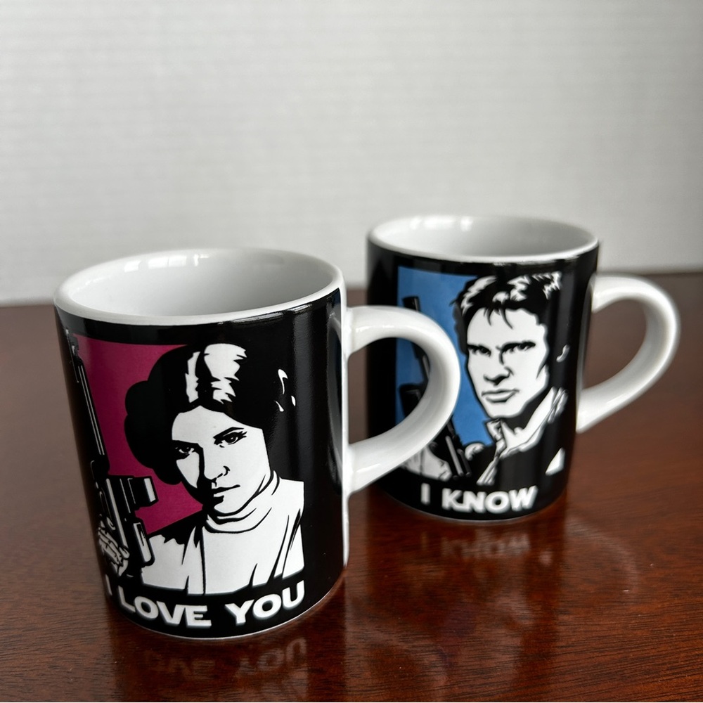 STAR WARS Two Espresso Mini Mugs Hans Solo Princess Leia
